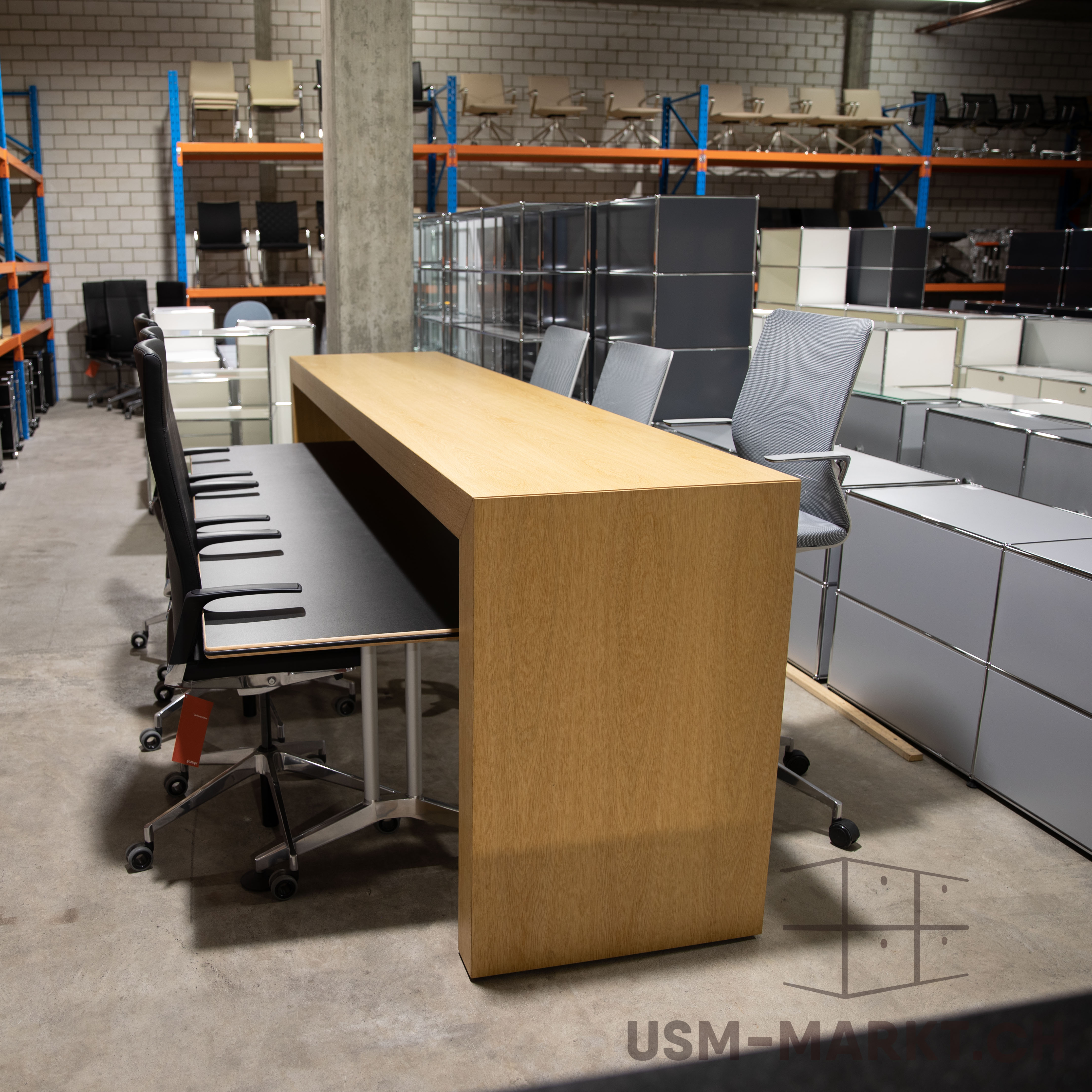 Longtable in Eiche von Zurbuchen